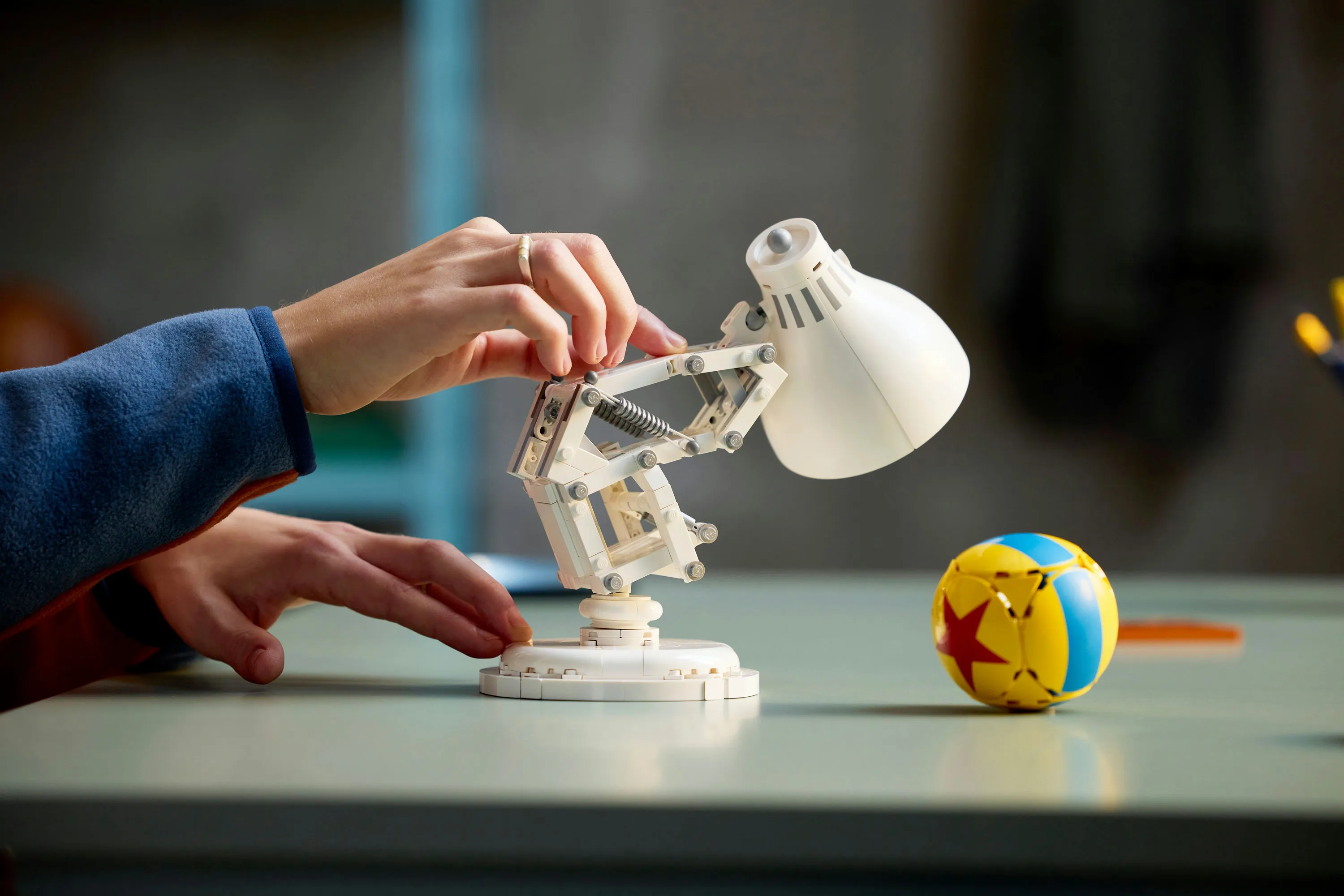 LEGO Ideas Disney Pixar Luxo Jr. 21357