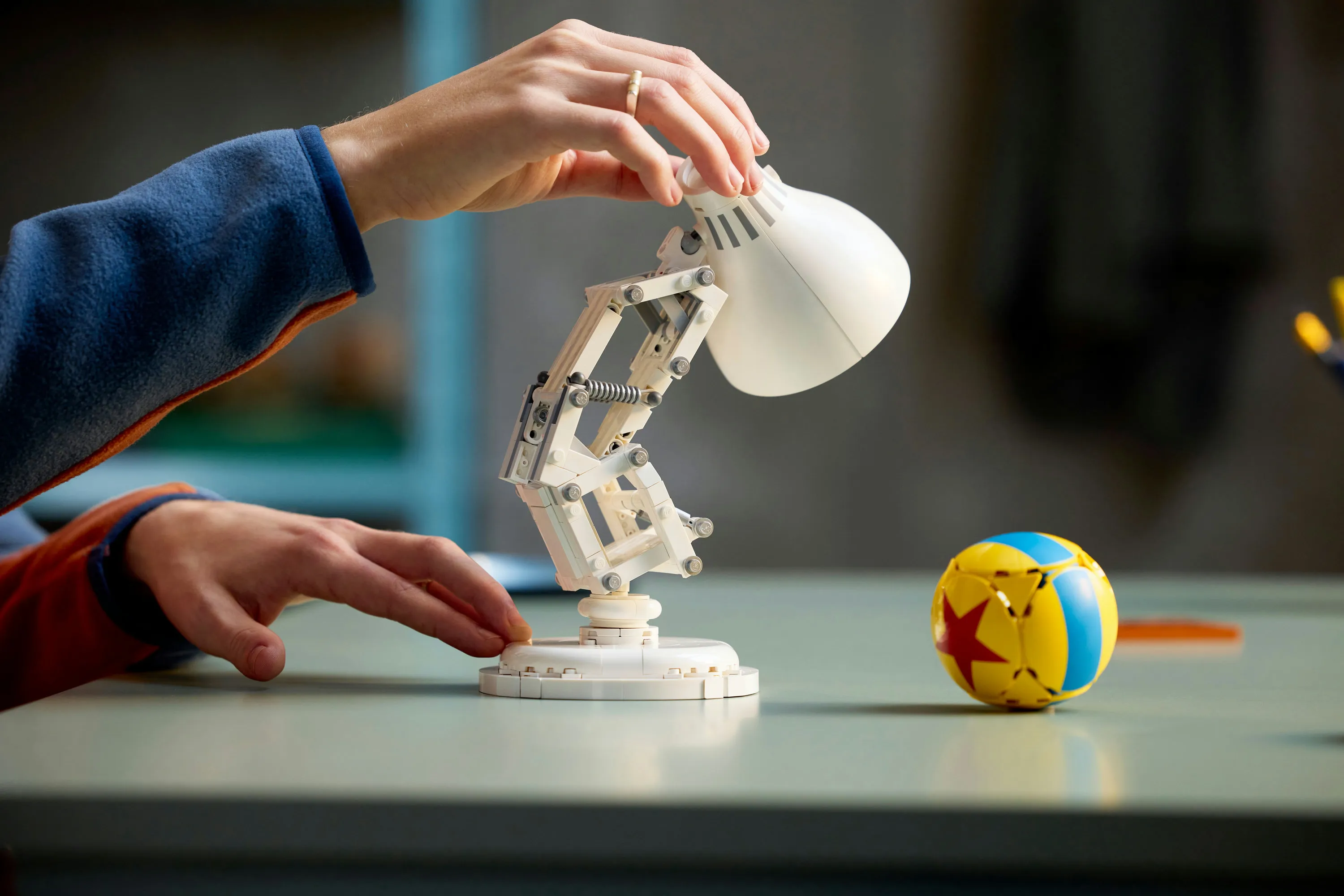 LEGO Ideas Disney Pixar Luxo Jr. 21357