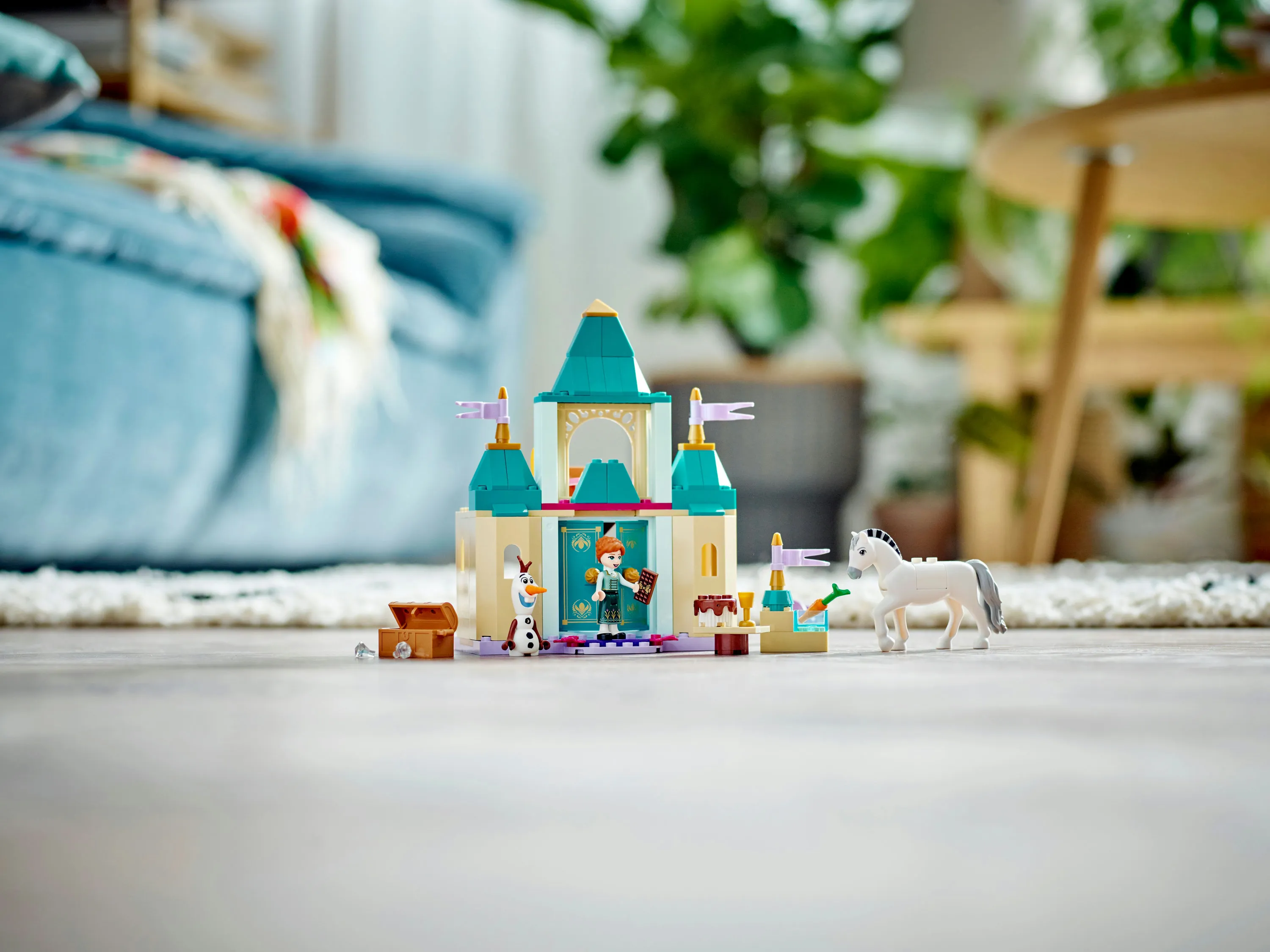 Lego Disney -Annan ja Olafin leikit linnassa 43204