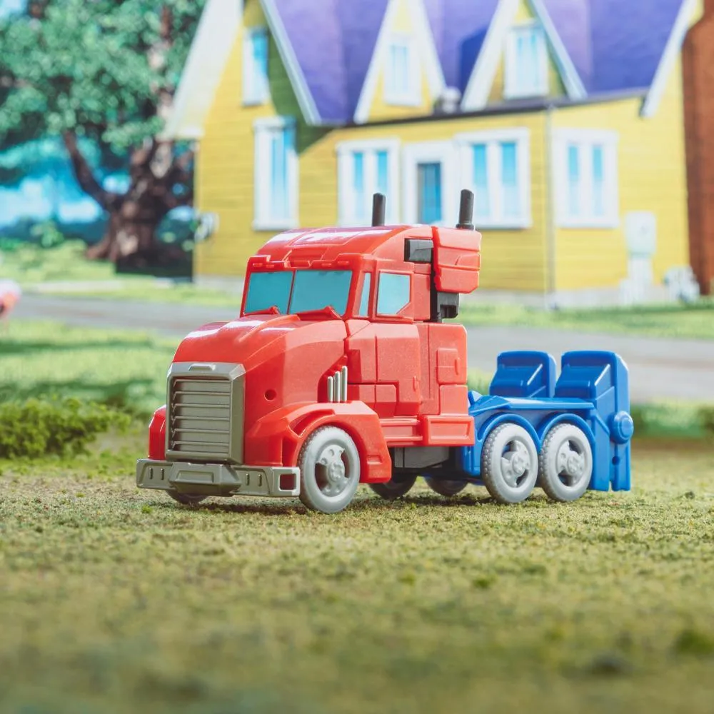 Hasbro Transformers Earthspark Warrior Optimus Prime