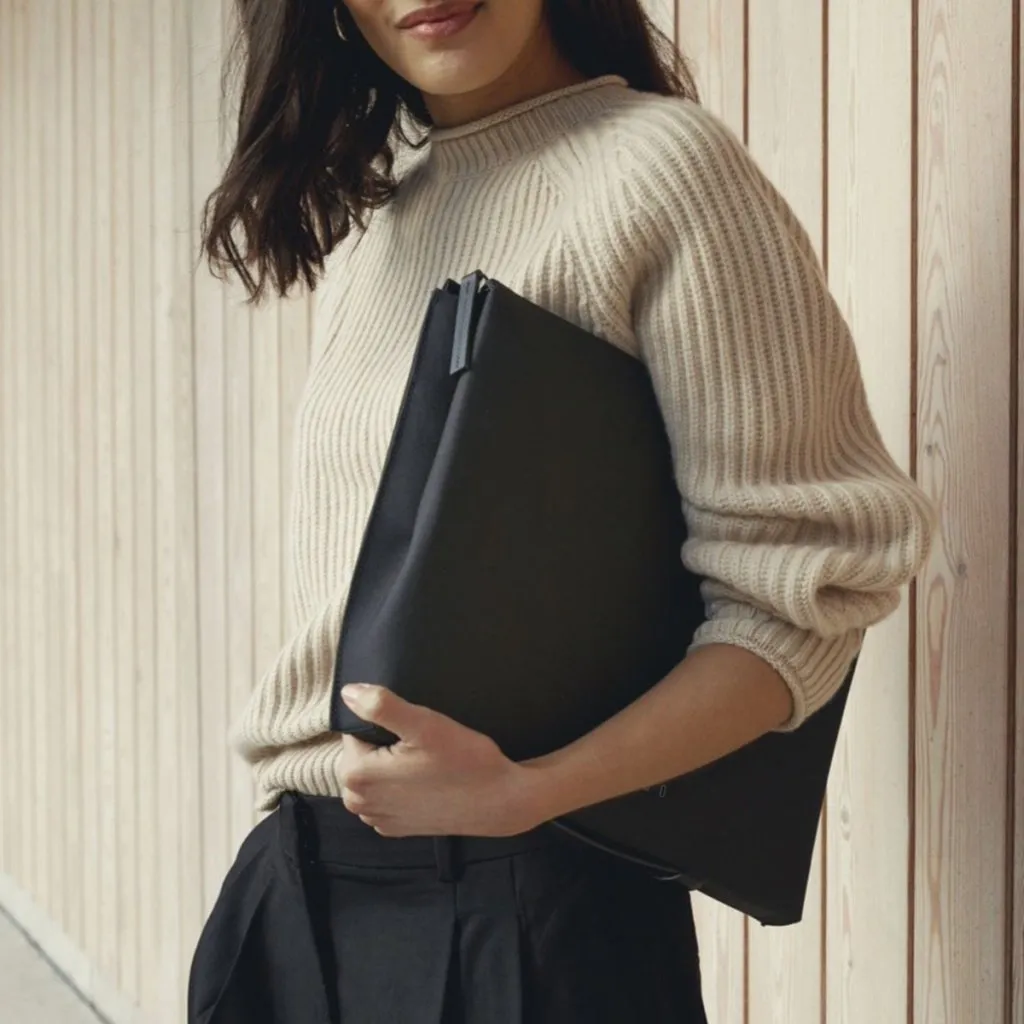 Mujjo Portfolio 16" - case, black