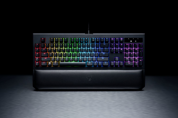 Razer BlackWidow Chroma v2 vihre&auml; -pelin&auml;pp&auml;imist&ouml;