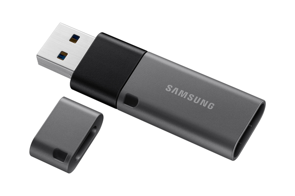 Samsung 64 Gt Duo Plus USB-C 3.2 Gen 1x1 -muistitikku, Musta/Hopea