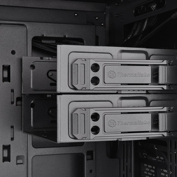 THERMALTAKE Core X31 Midi Tower