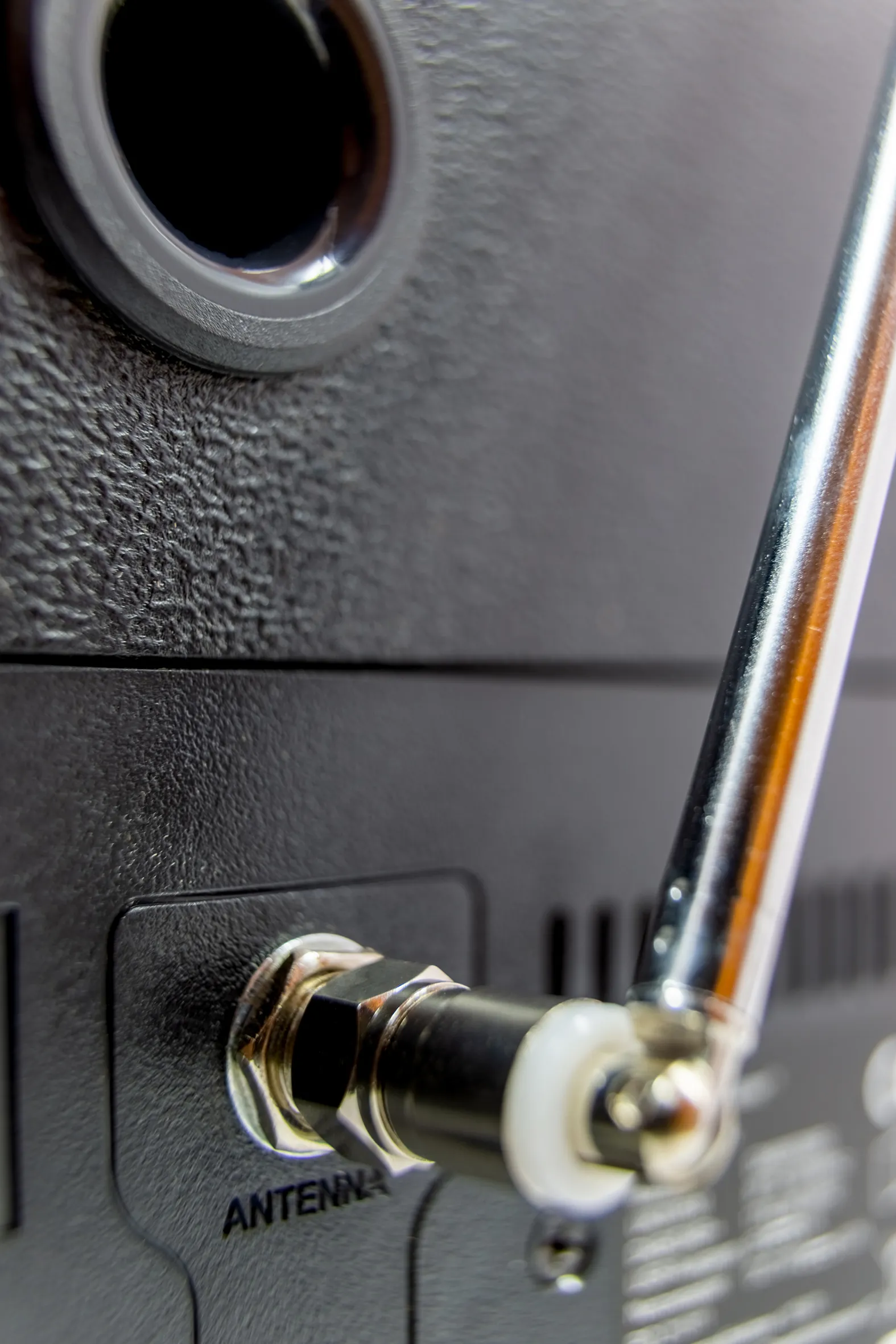 Stereo BT/CD/USB och radio