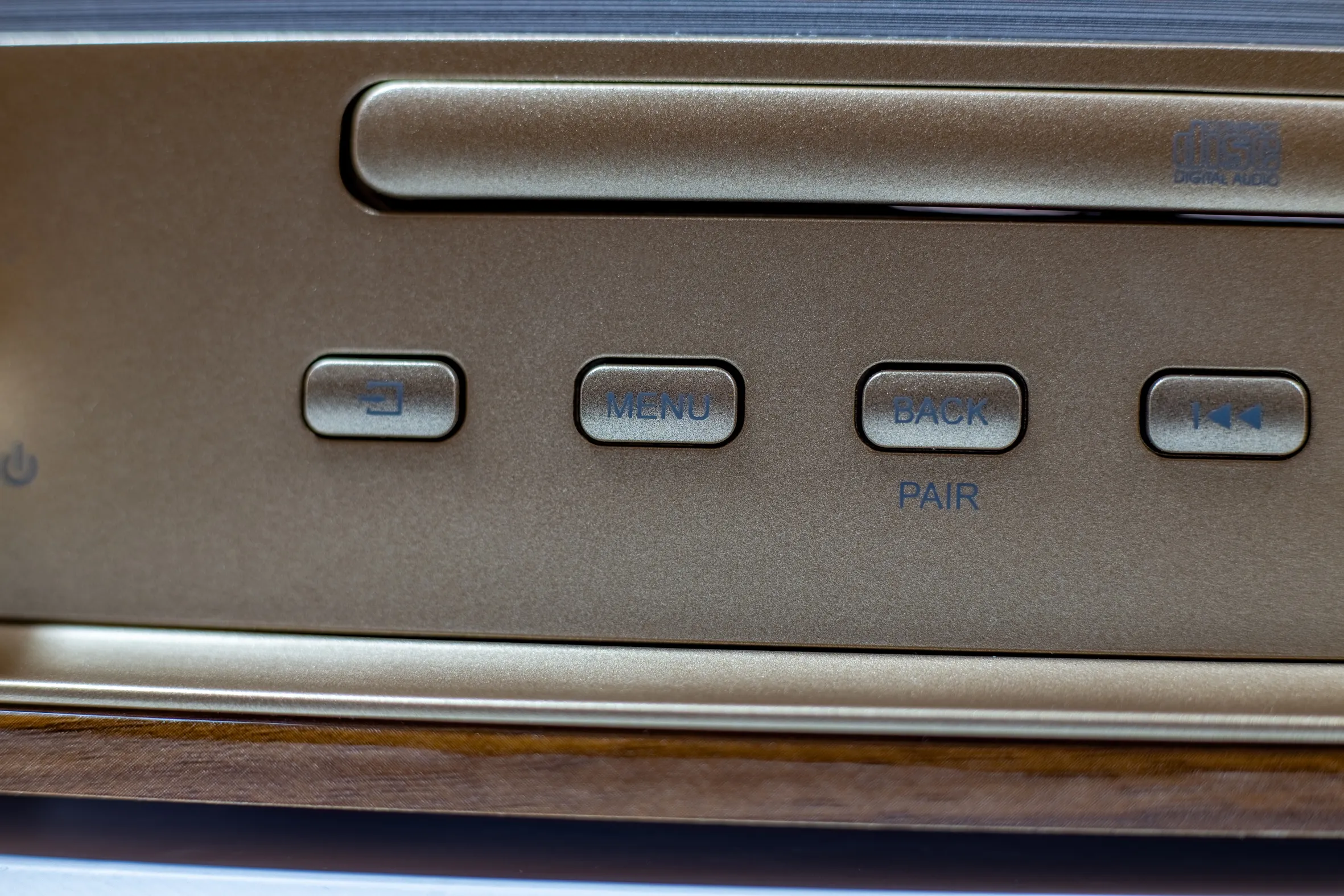Stereo BT/CD/USB och radio