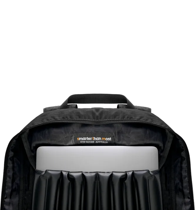 STM Dux BagPack -tietokonereppu, musta, 16"