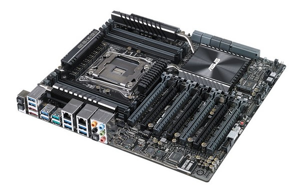 Asus X99-E, SSI CEB moderkort
