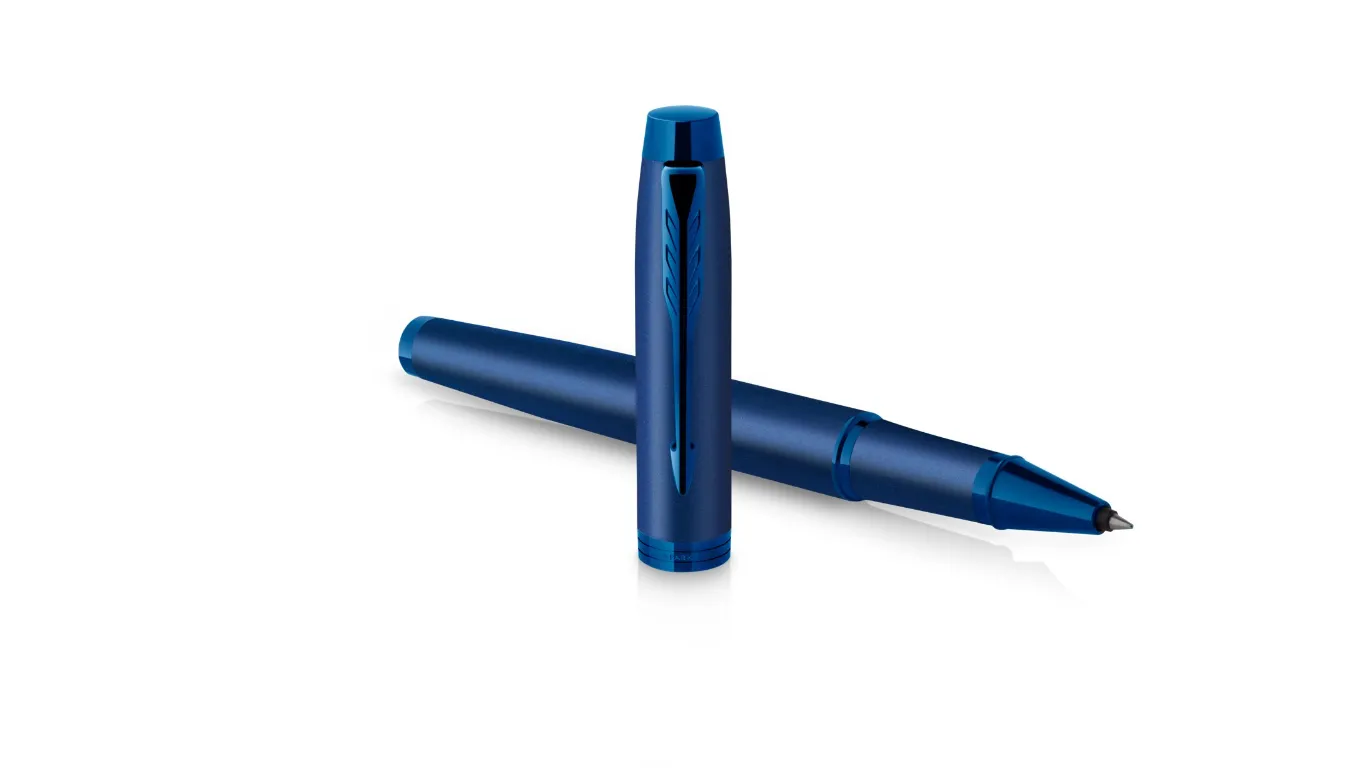 Parker IM Monochrome Blue Rollerball F Black ink