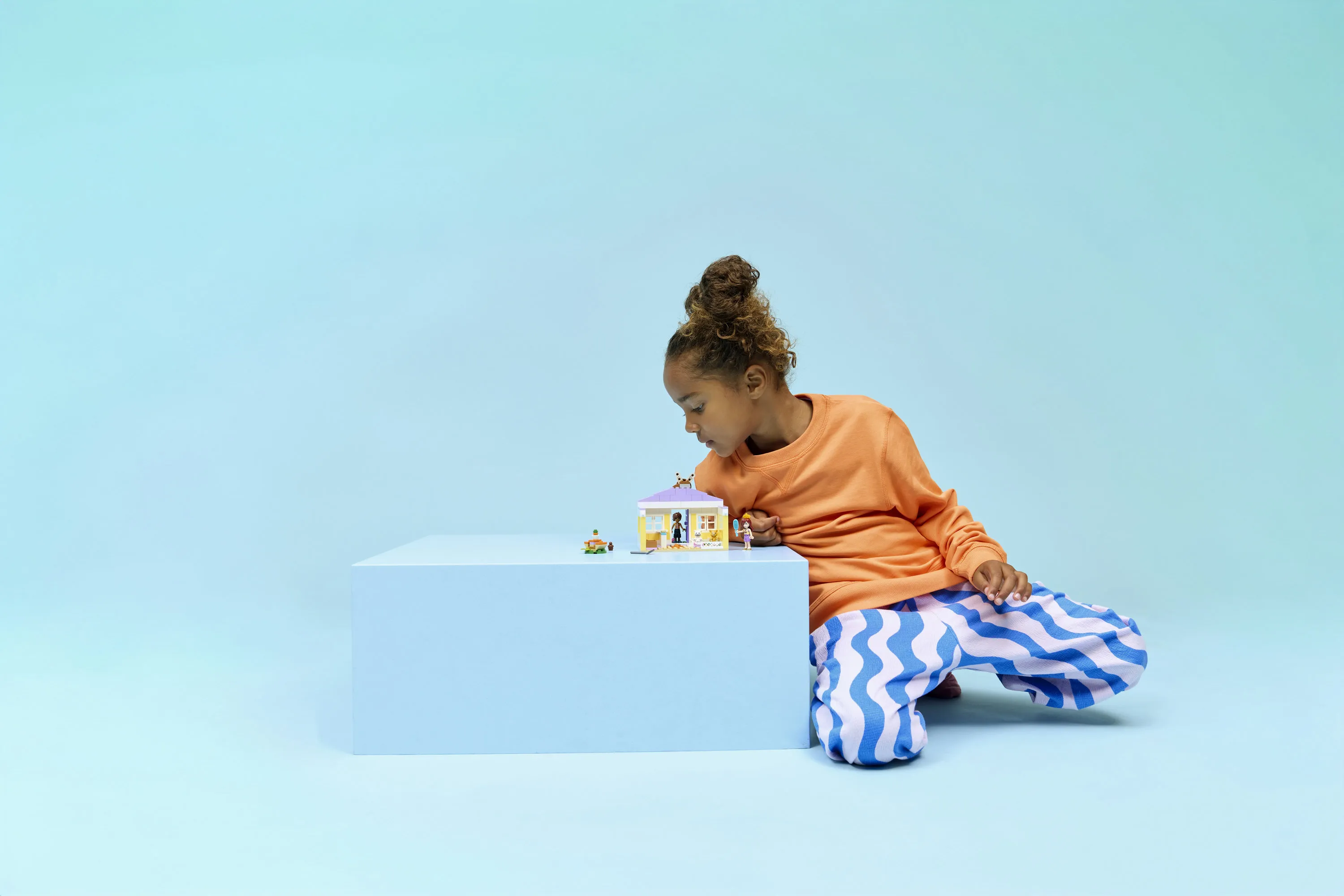 LEGO Friends Heartlake City Rabbit Hotel 42679