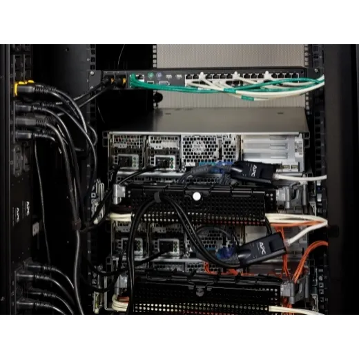 APC KVM 2G SERVER MODULE, DVI WITH VIRTUAL MEDIA AND CAC - KVM laajennin - USB - TAA-yhdenmukainen