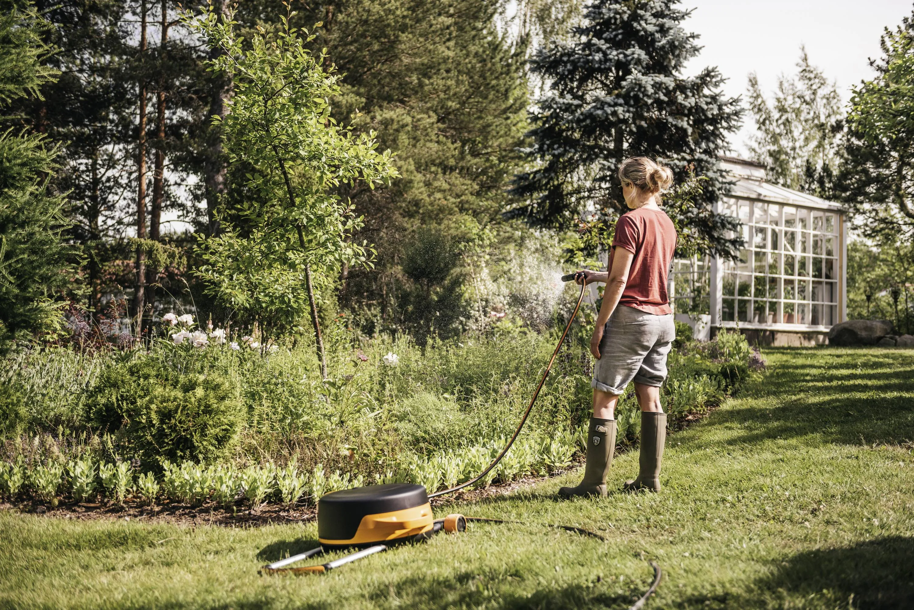 Fiskars X-series, XL - automaattinen k&auml;rrykastelukela, 20m