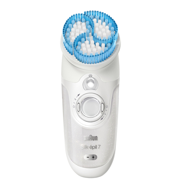 BRAUN EPILAATTORI SE7921E SPA Silk-&eacute;pil7 M&auml;rk&auml;- ja kuiva-ajoon tarkoitettu johdoton epilaattori, jossa on 2 lis&auml;osaa sis&auml;lt&auml;en ajop&auml;&auml;n lis&auml;ksi vartalon kuorinta