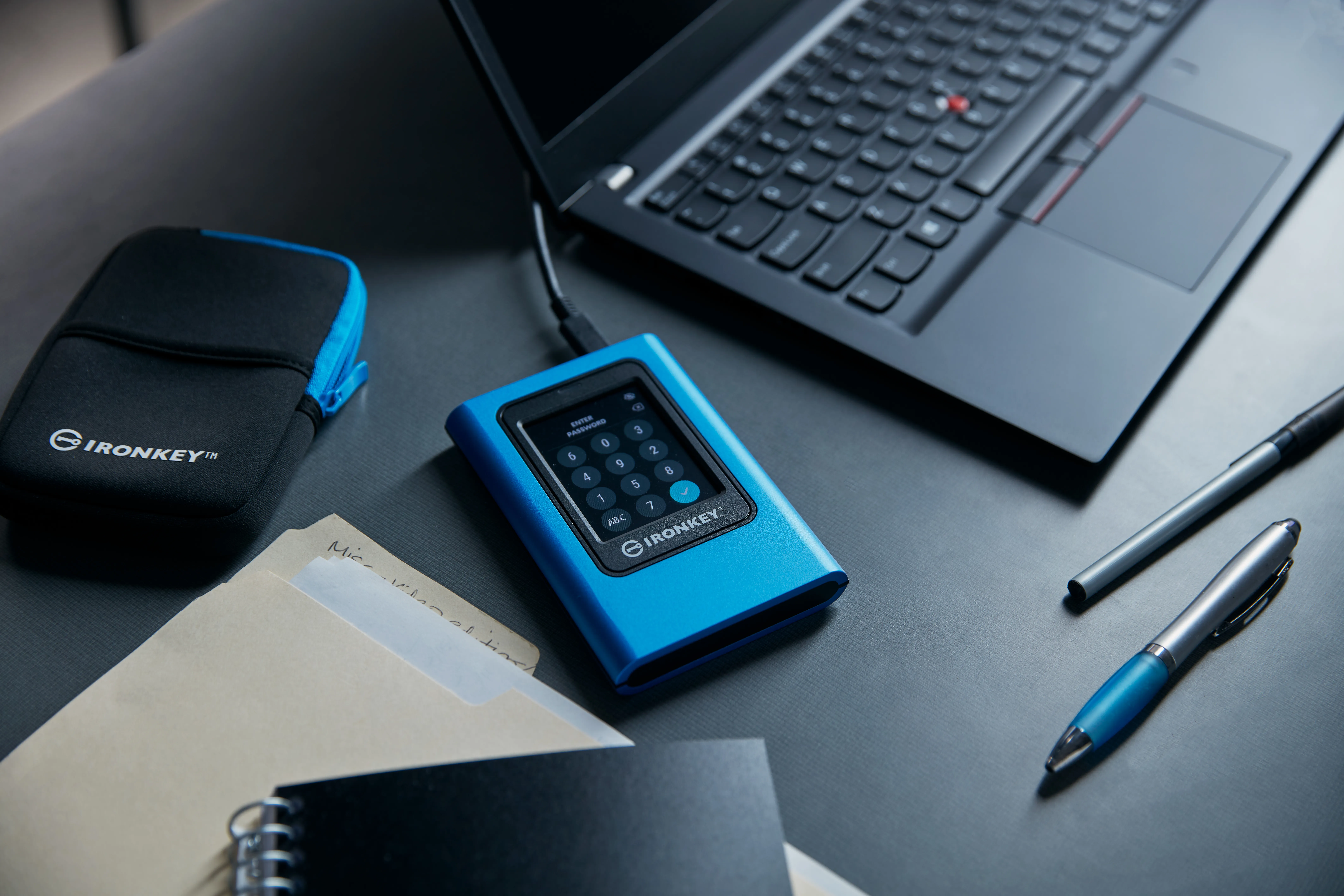 Kingston IronKey 3840GB IronKey Vault Privacy 80 XTS-AES 256-bit USB-C - External SSD, Blue
