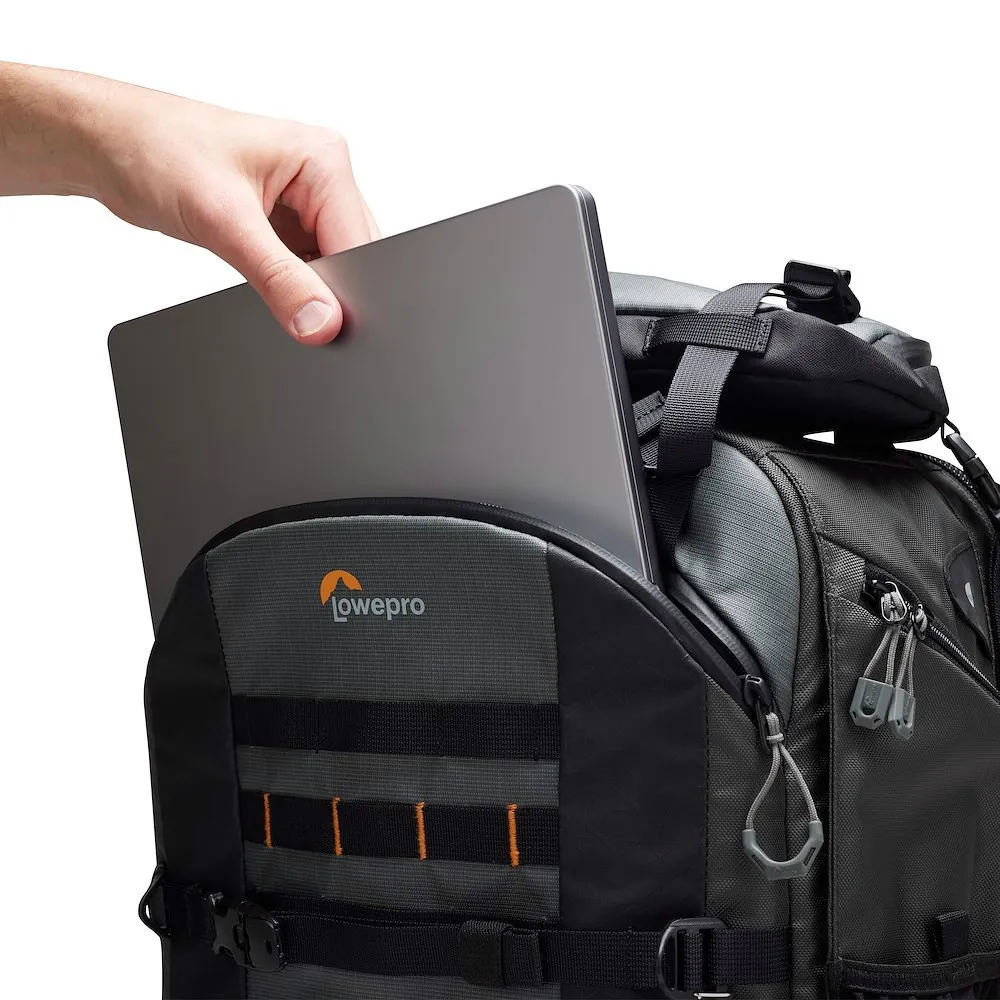 LOWEPRO Backpack