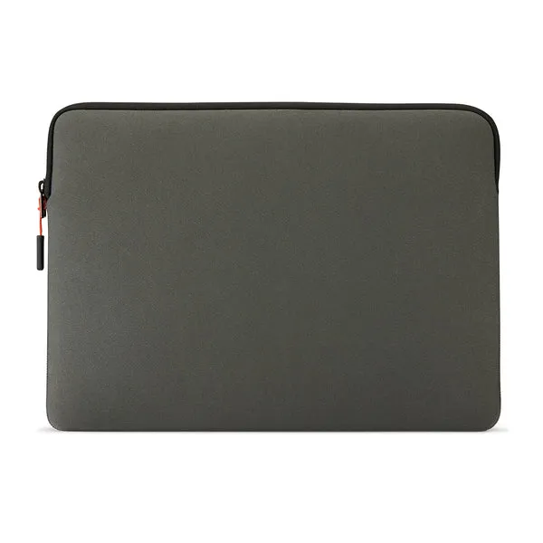 Pipetto Classic Fit Sleeve f&ouml;r MacBook Pro 14/Air 13.6