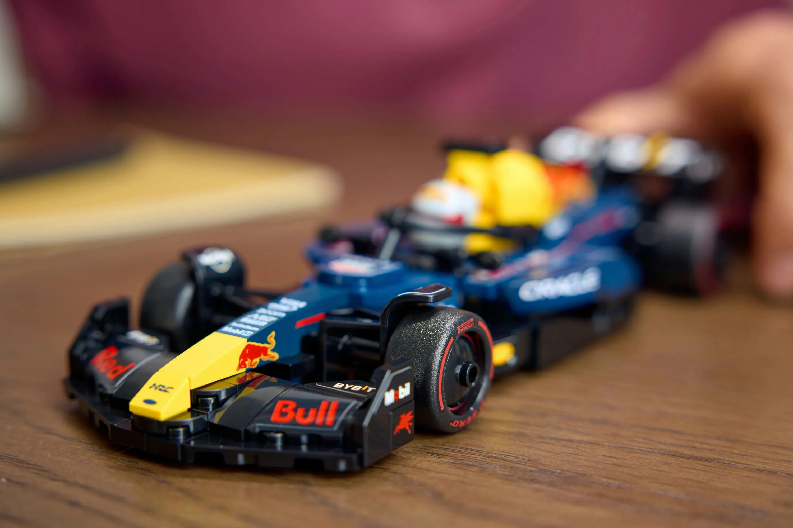 LEGO Speed Champions Oracle Red Bull Racing RB20 F1 kilpa-auto 77243
