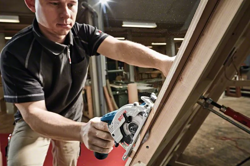 Bosch GKS 12V-26 Rechargeable circular saw 2x3.0 Ah - 06016A1005