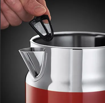 Russell Hobbs Retro 21670-70 -vedenkeitin, punainen, 1.7L