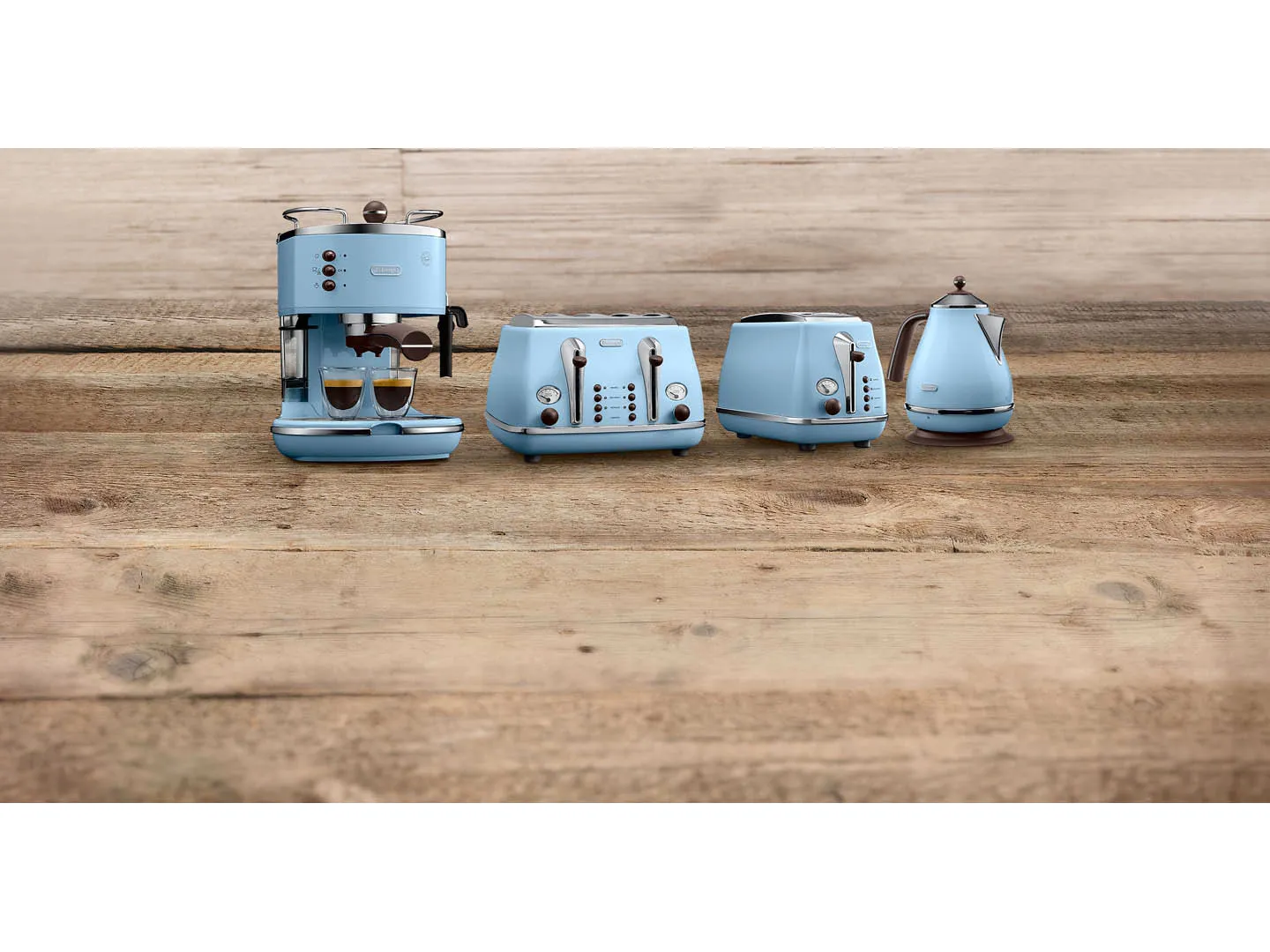 De'Longhi Icona Vintage KBOV2001AZ kettle, 1.7L, 2000W, Blue