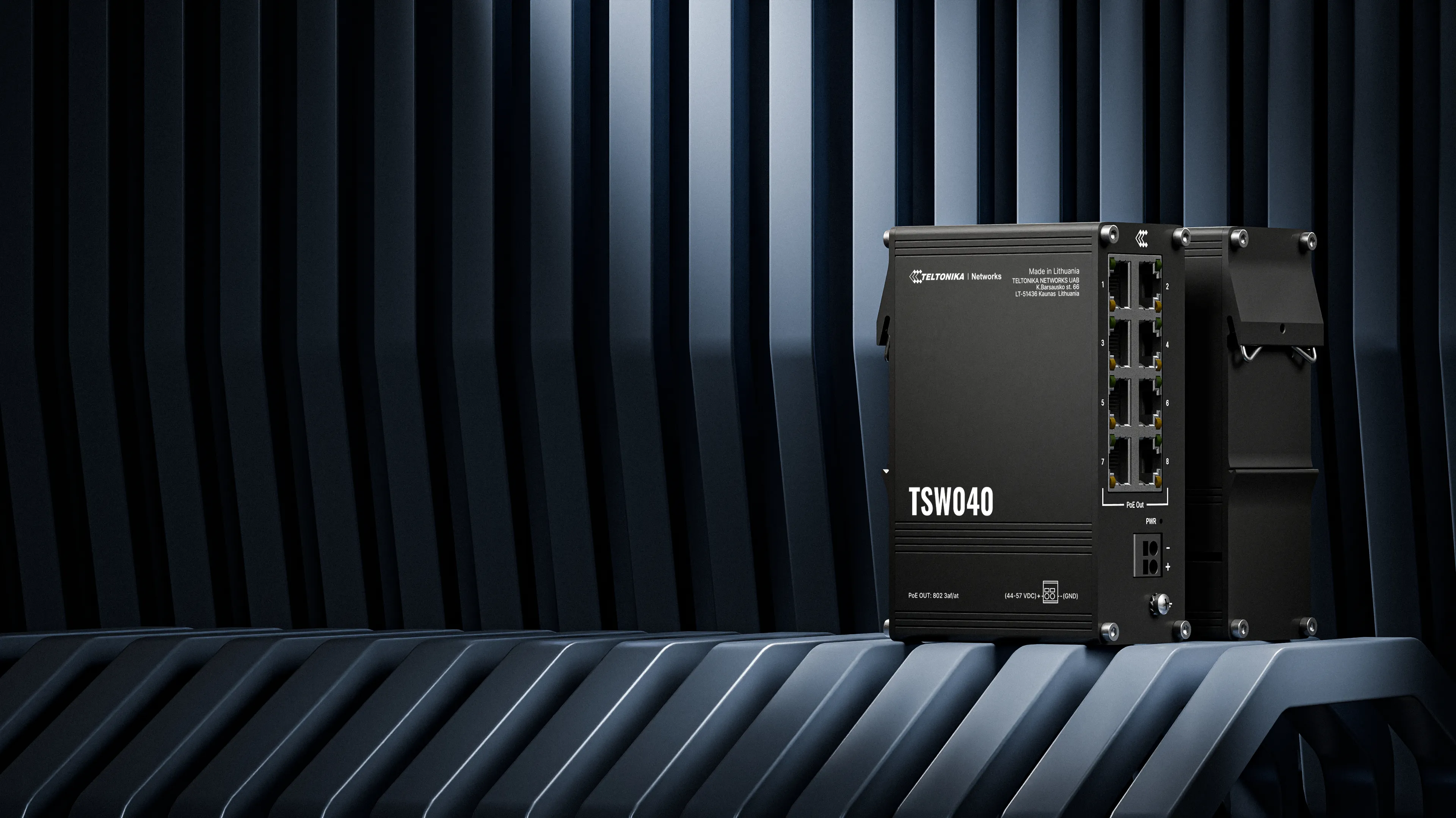Teltonika TSW040 PoE+ switch x8 ethernet, integrated DIN Rail - switch