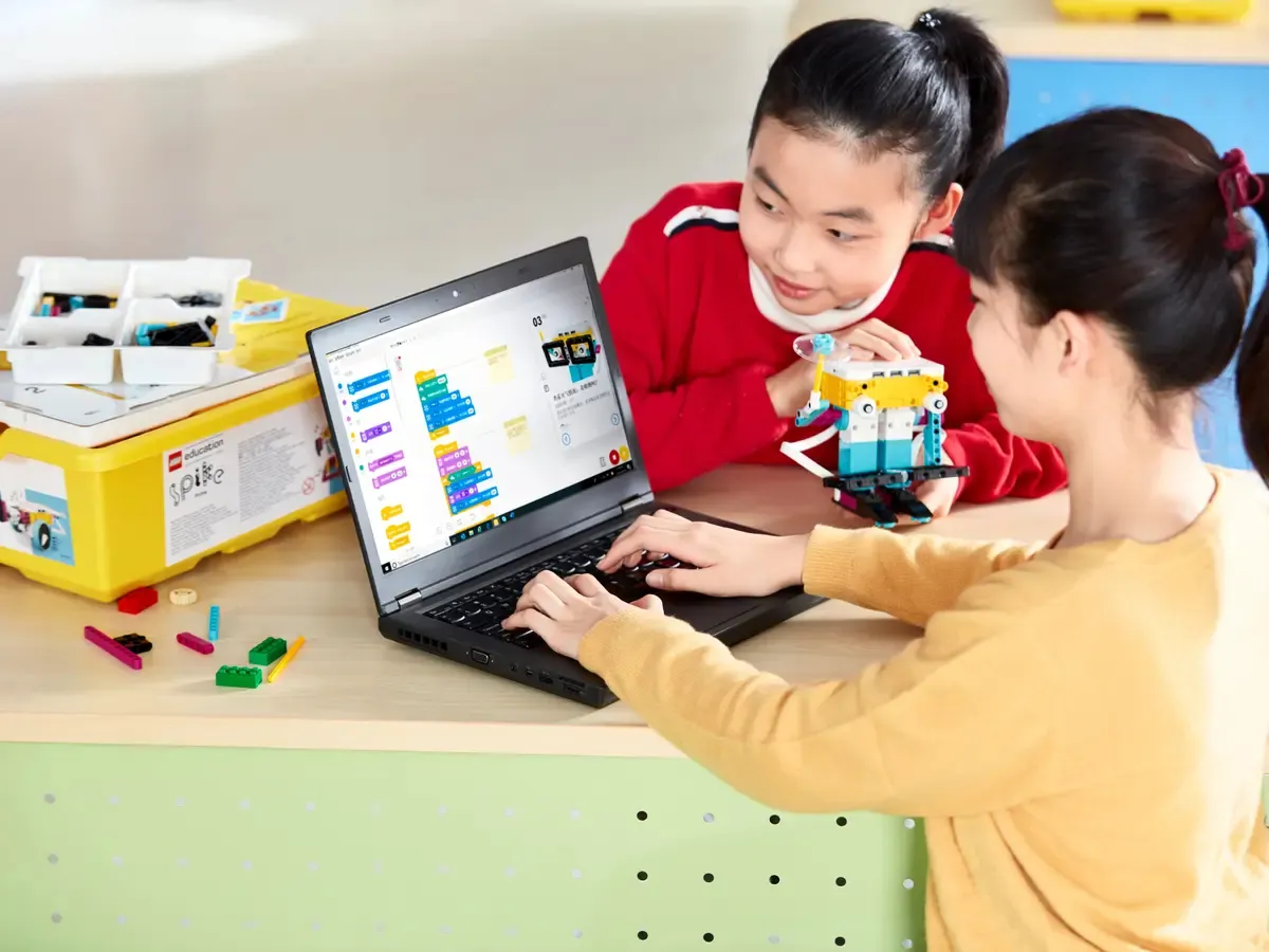 LEGO Education SPIKE Prime Set 45678