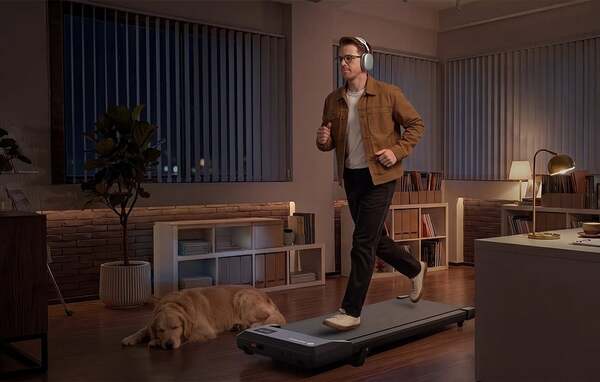 DEERRUN Q2 Urban Plus Electric Treadmill, Black