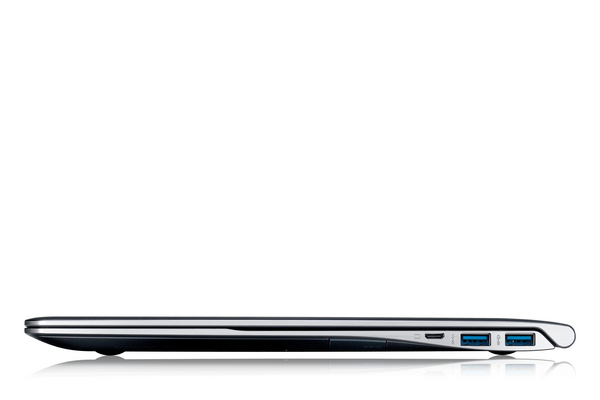 SAMSUNG 900X4C 15.0inch 400nit HD+ 1600 x 900 8GB 256GB SSD No optical GPU SHARED W8H Mineral black