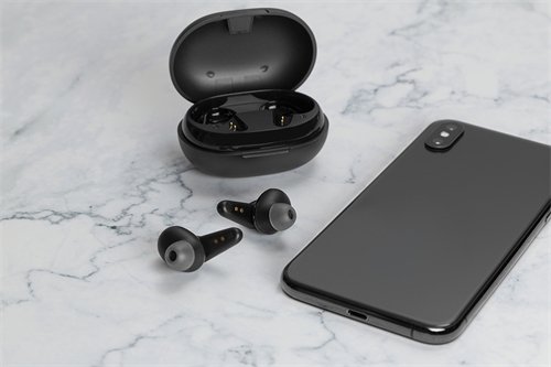 STREETZ True Wireless Stereo in-ear, dual earbuds, charge case, black