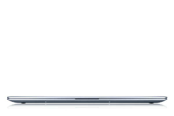 SAMSUNG NP900X4D i5-3317U 15inch HD+ 1600x900 400nits 4GB 128GB SSD Intel HD Graphics 4000 W7PRO64 Mystic Silver