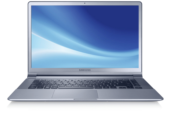 SAMSUNG NP900X4D i5-3317U 15inch HD+ 1600x900 400nits 4GB 128GB SSD Intel HD Graphics 4000 W7PRO64 Mystic Silver