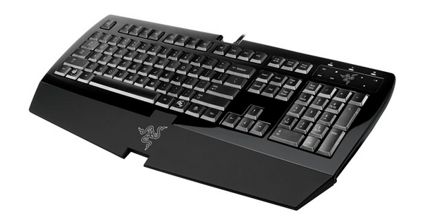 Razer Arctosa Silver Keyboard n&auml;pp&auml;imist&ouml;