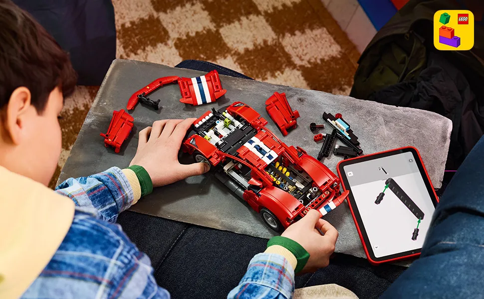 LEGO Technic Ferrari 488 Pista 42235