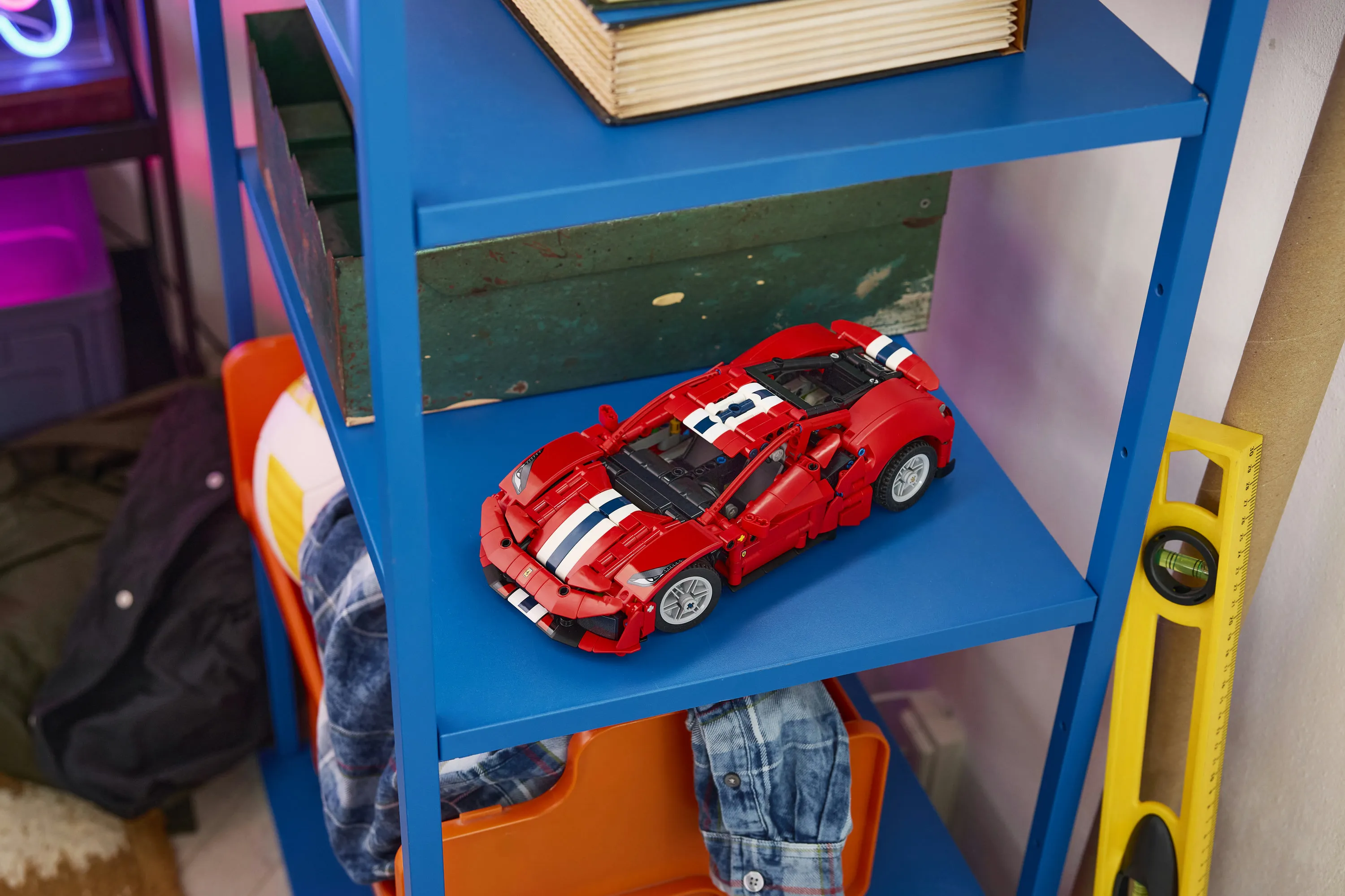 LEGO Technic Ferrari 488 Pista 42235