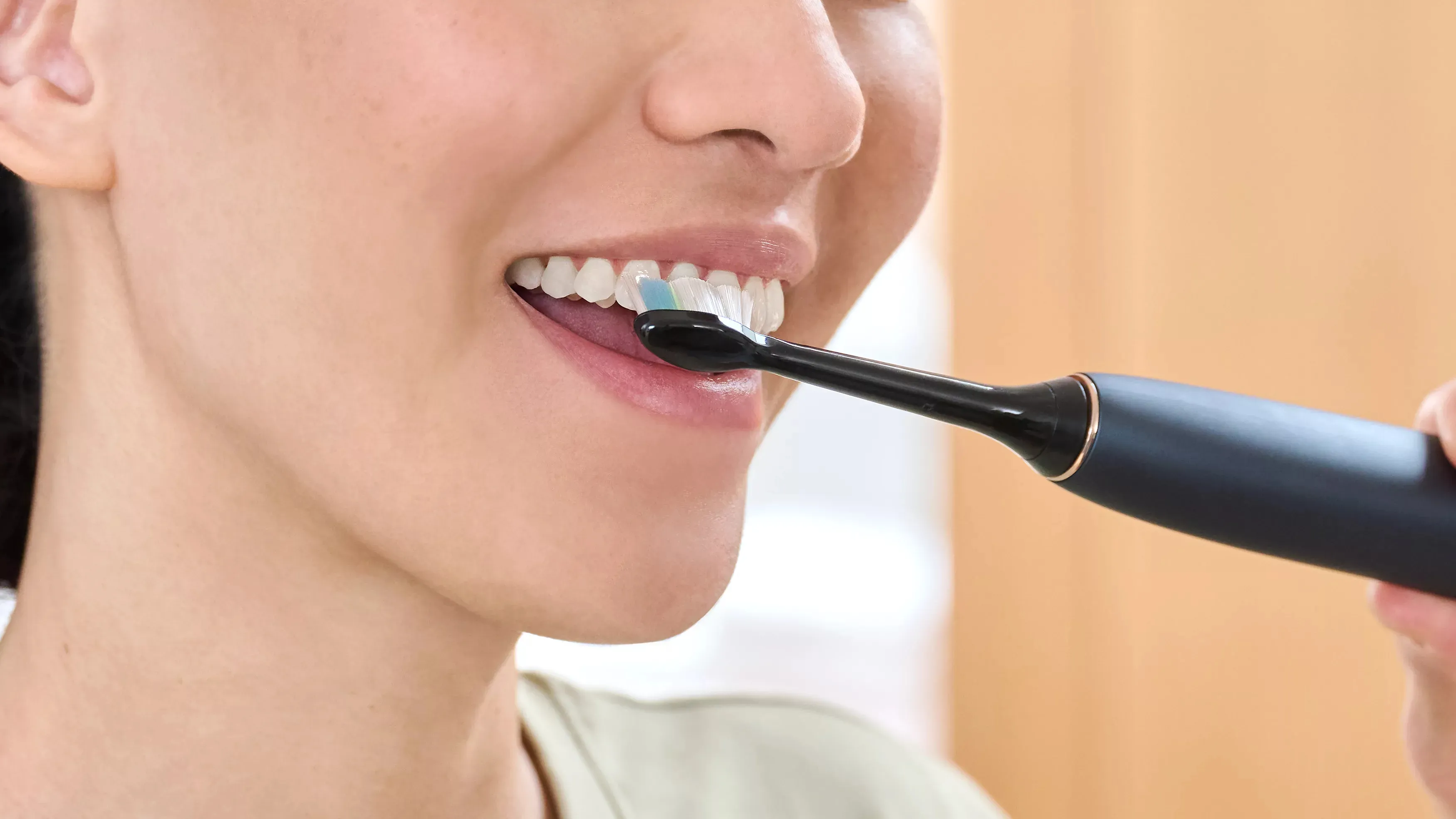 Philips Sonicare Optimal White HX6062/88 -vaihtoharjapäät, 2 kpl, musta