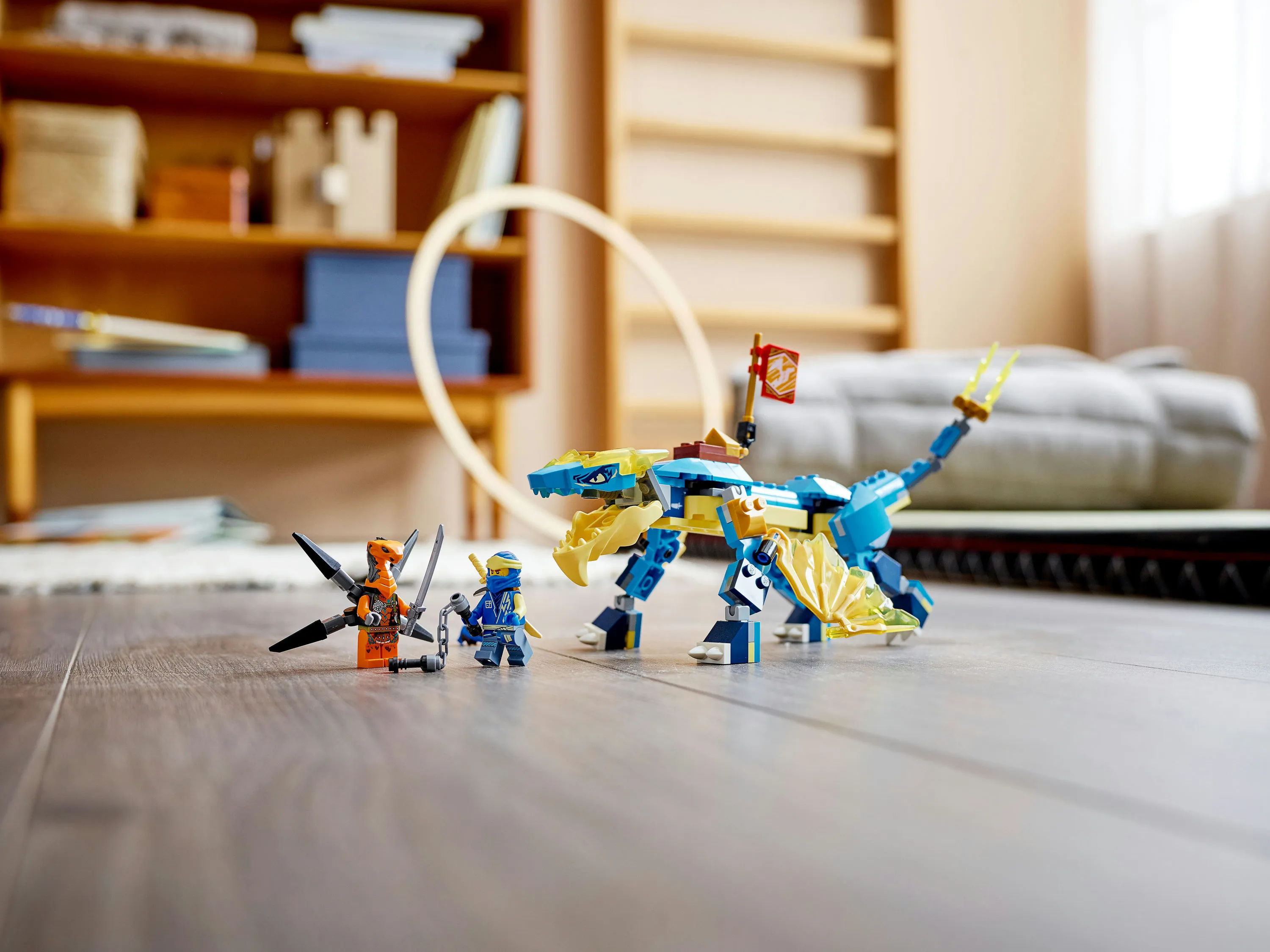 Lego Ninjago -Evoluutio: Jayn ukkoslohik&auml;&auml;rme 71760