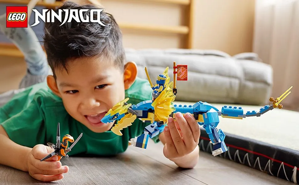 Lego Ninjago -Evoluutio: Jayn ukkoslohik&auml;&auml;rme 71760