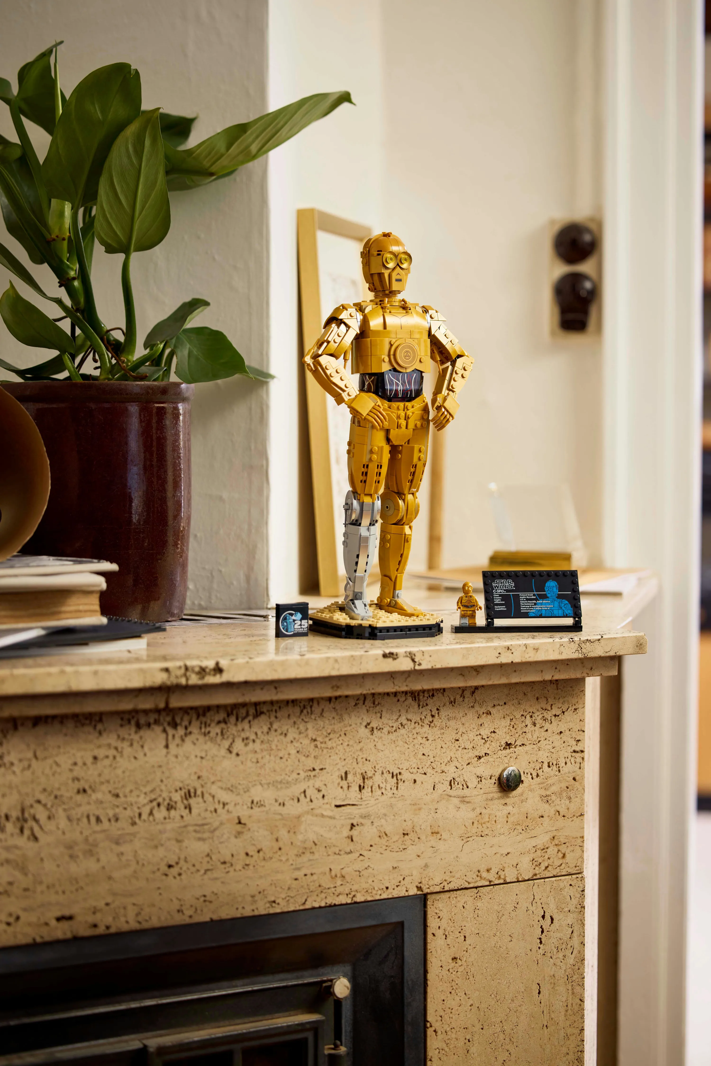 Lego Star Wars C-3PO 75398