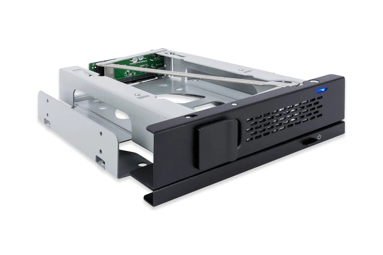 ICY DOCK 1x 3.5" SATA in 1x 5.25" bay mobile rack fanless keylock tray
