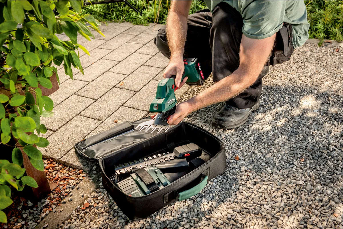 Metabo SGS 18 LTX Q - sladdlös busk- och grässax