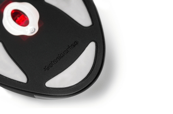 SteelSeries Ikari Optical