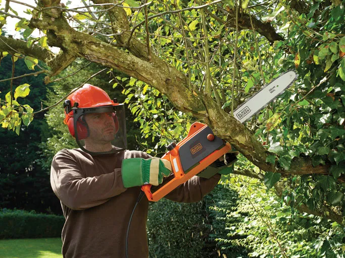 Black+Decker Chainsaw CS 1835 1800W