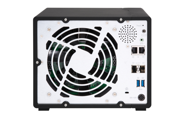 QNAP TS-932X-2G 9-Bay NAS AL324 64-bit quad-core 1.7GHz 2GB DDR4 SODIMM RAM&nbsp;5 x 3.5inch and 4 x 2.5inch drive slots 2 x 10GbE