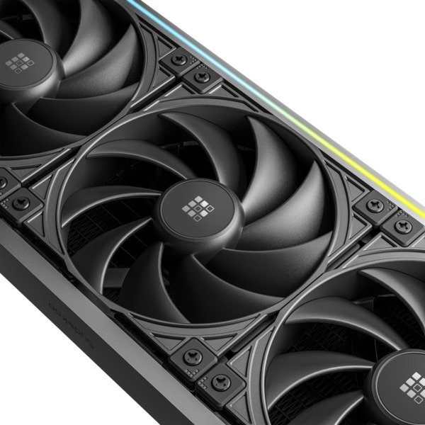 Sudokoo Proteus 360 360mm ARGB -nestej&auml;&auml;hdytin, musta