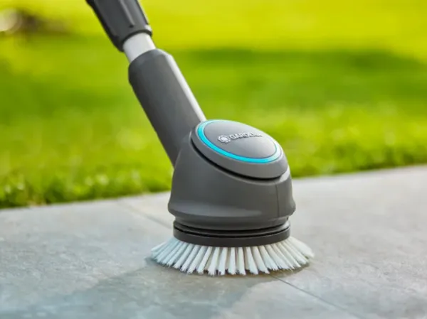 Gardena AquaBrush Compact 02/18V P4A - cordelss multi-cleaner, Solo (no battery)