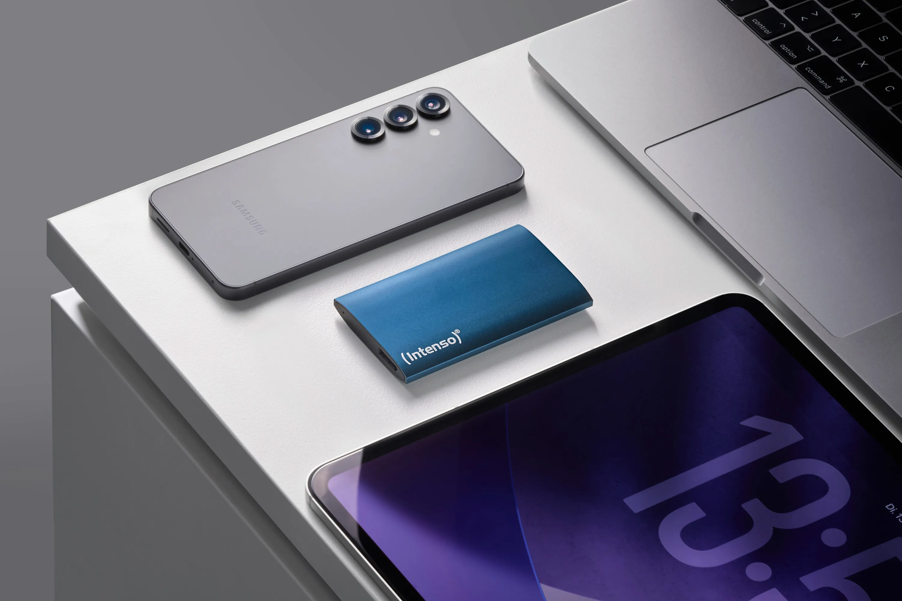 Intenso 500GB External SSD with USB 3.2 Gen 1 (USB-A), Shock Resistant, Blue