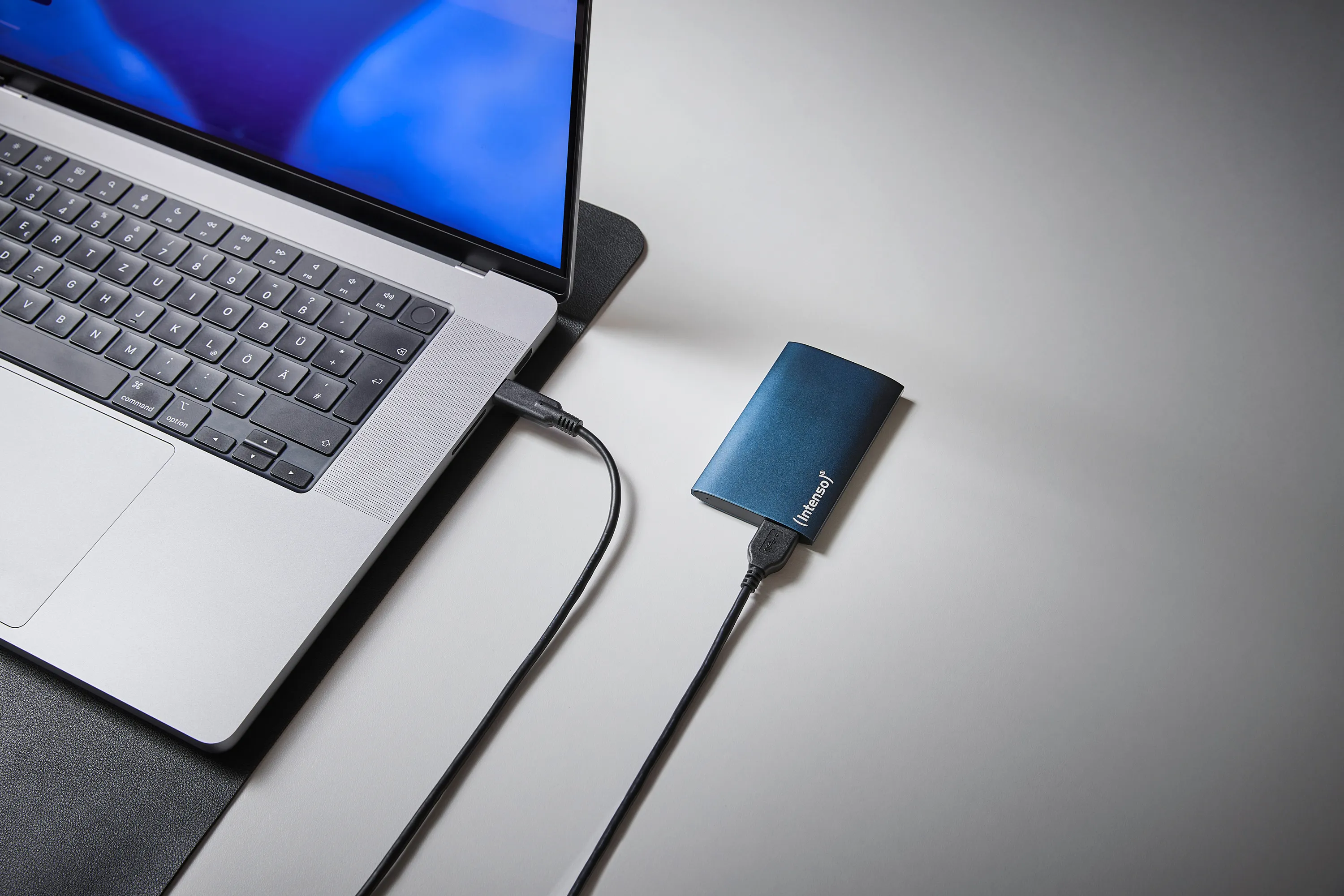 Intenso 500GB External SSD with USB 3.2 Gen 1 (USB-A), Shock Resistant, Blue