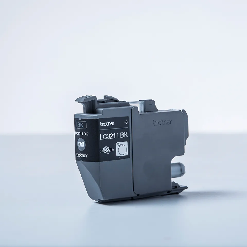 Brother LC3211BK - ink cartridge, Black