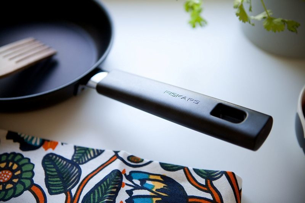 (Bargains) Fiskars Hard Face - frying pan, 28cm