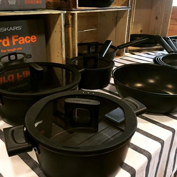 (Fyndh&ouml;rnan) Fiskars Hard Face - stekpanna, 28cm